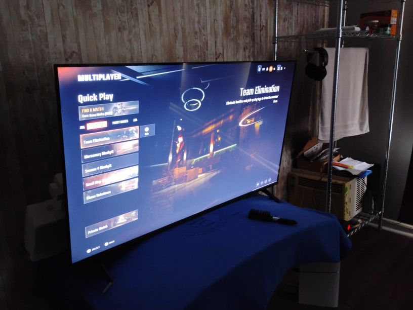 65 Inch Visio HDR10 "New Condition" Smart TV