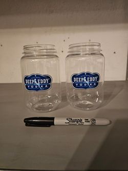 New pair of Deep Eddy Plastic Cups