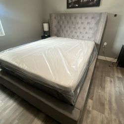 Queen Size Bed Frame With Mattress