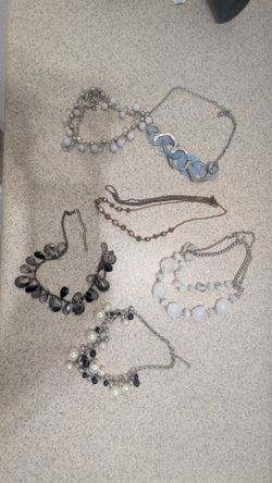 Lot of 6 Fashion Necklaces
