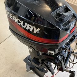 15Hp Mercury Boat Motor 2001 