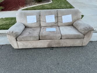 Free Couch 