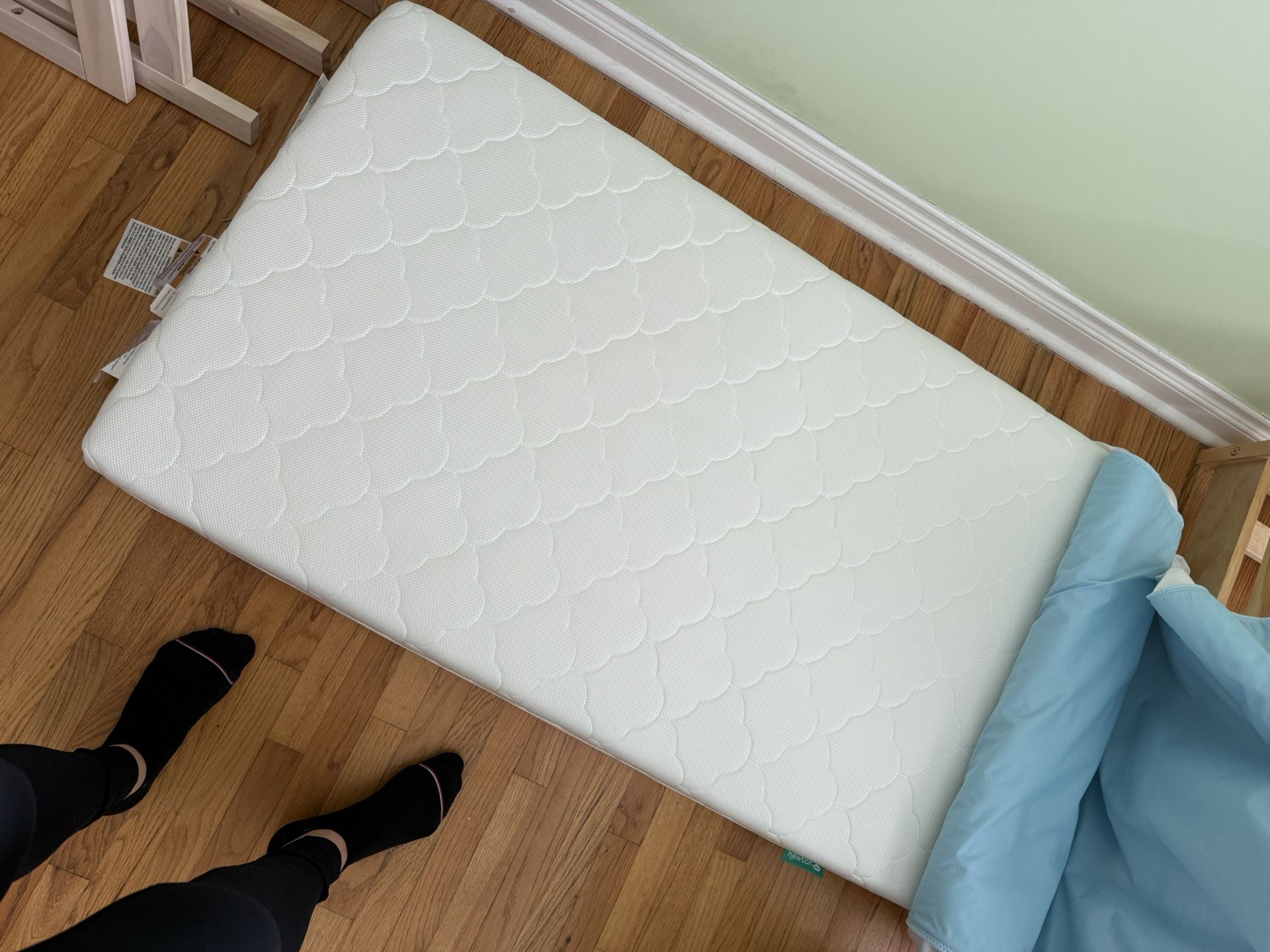 Newton Baby Crib Mattress And Waterproof Cover