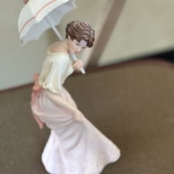 Vintage Home Interior Porcelain Lady