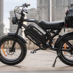 E-Bike With Fob, Dual Battery And Lights