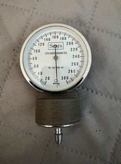 Sphygmomanometer