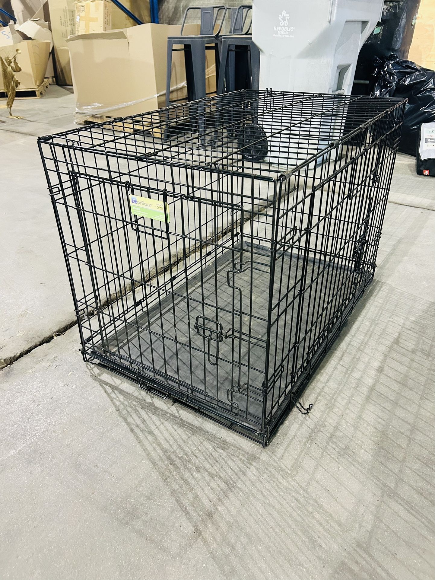 36inch Dog Kennel with Plastic Pan 