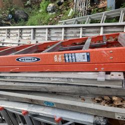 A Frame 12 Ft Ladder Like New