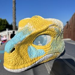 Dino Mask, Custom