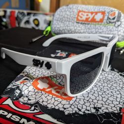New Spy Helms Sunglasses White