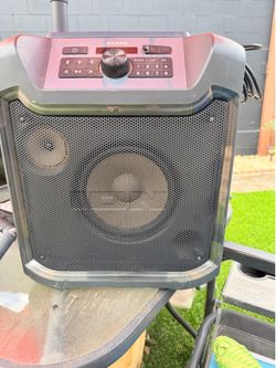 SPEAKER / CHARGER/ rechargeable and AC/DC