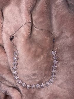 Arianna grande swarvoski choker