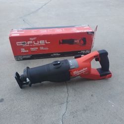 Milwaukee
M18 FUEL 18V Lithium-Ion Brushless Cordless Super SAWZALL Orbital Reciprocating Saw (Tool-Only)