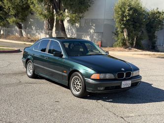 2000 BMW 528i