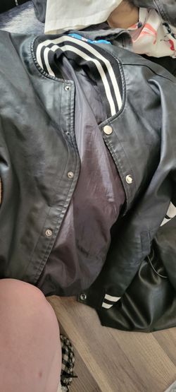 Small bundle men's clothes