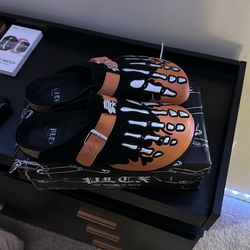 Skeleton Slides