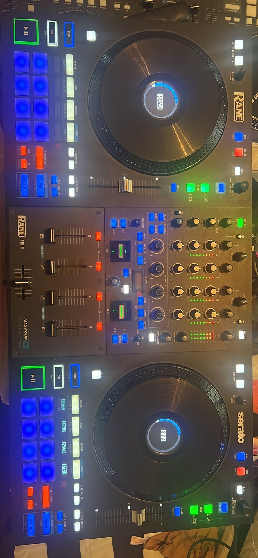 Dj Board