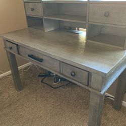Desk With Plenty Of Storage 