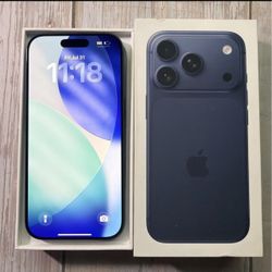Apple iPhone in Blue Titanium