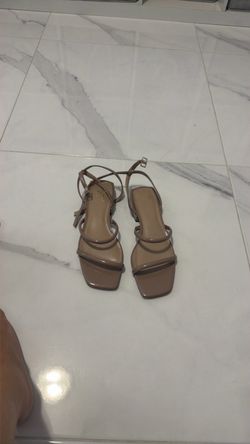 sandals 9