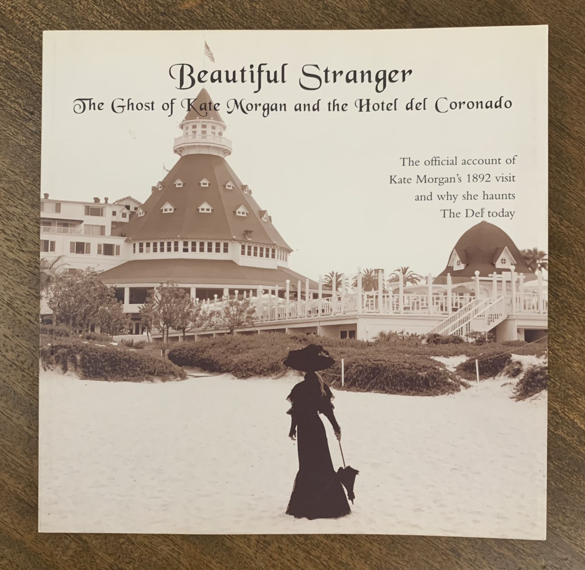 Beautiful Stranger • The Ghost of Kate Morgan and the Hotel del Coronado (2007)*NEW*