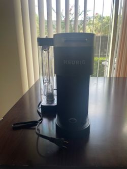 Keurig K-Supreme Single Serve ONLY USED ONCE!