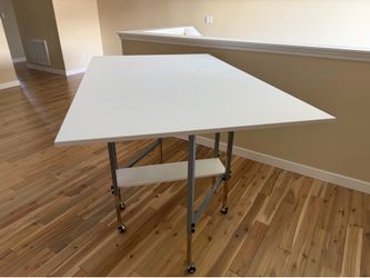 New Hobby and Cutting Craft Table with Storage Drawers.