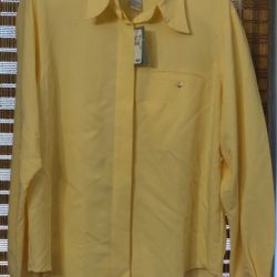 C&B ( NWT)Women's long sleeve button down dress shirt yellow size M