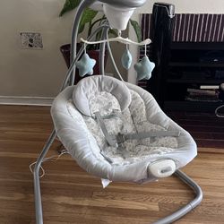 Graco Simple sway Baby Sing