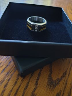 Men’s 24K Gold Plated Stainless Steel Ring Size 10 with CZ Crystals – Geometric