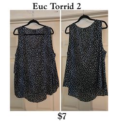 Torrid top size 2