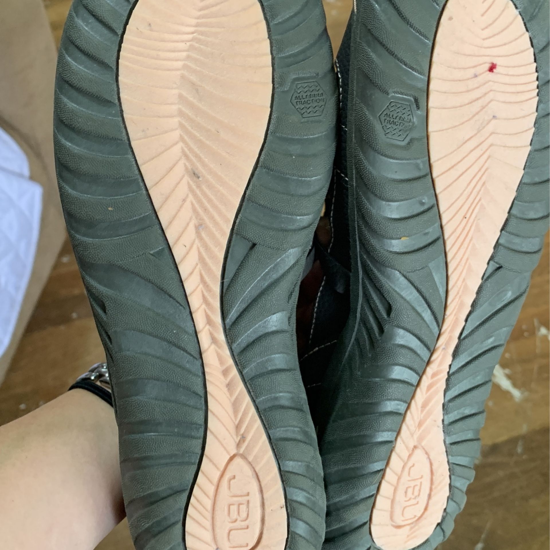 Costco jbu shop sandals