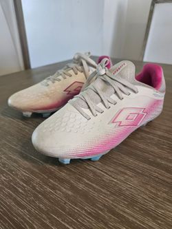 Kids soccer cleats