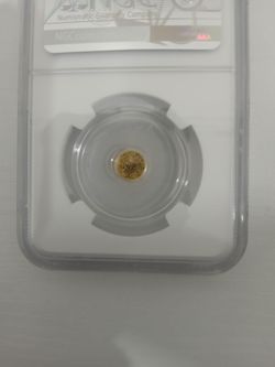 Pieza de oro certificada.