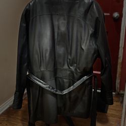 Women’s Leather Coat - Vintage