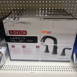 Delta Larkin Faucet