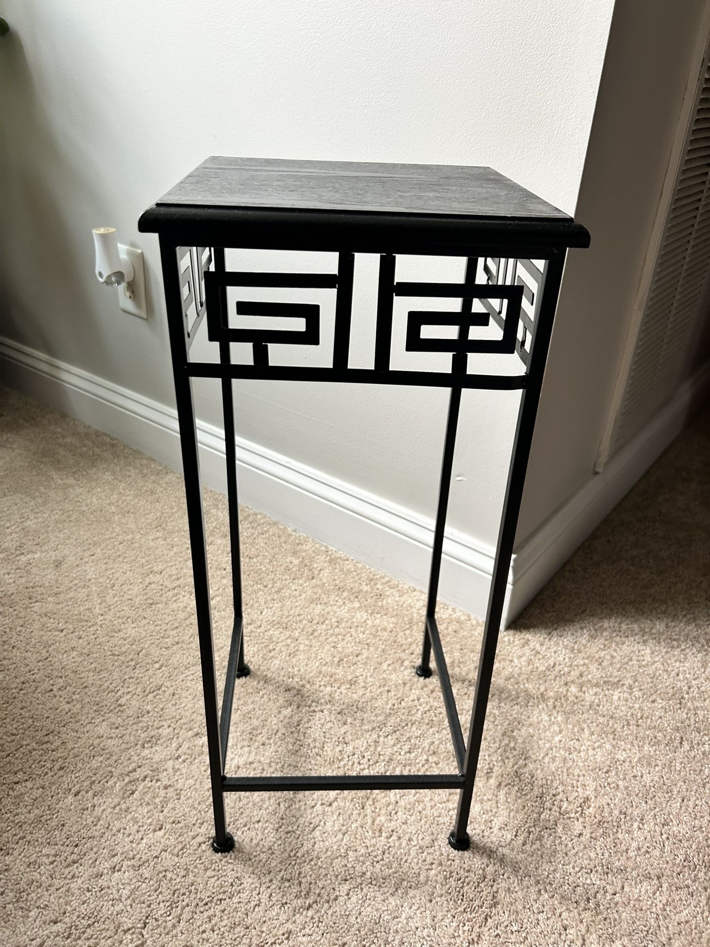 Small Side Table (black)