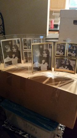Curved Glass Picture Frames