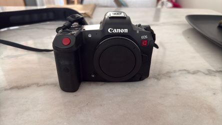 Canon R5c Netflix approved camera