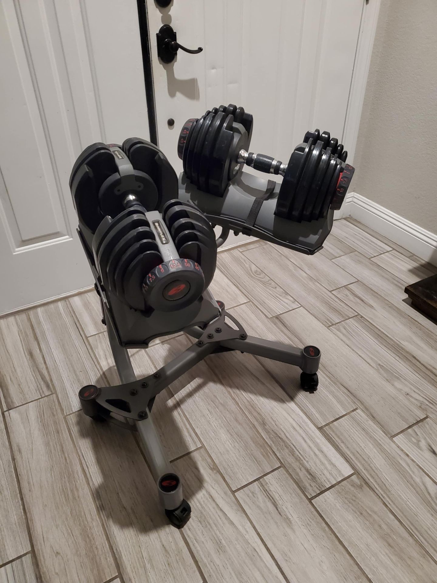 Bowflex® SelectTech® 552 Dumbbells (Set Of 2) & Stand Bundle