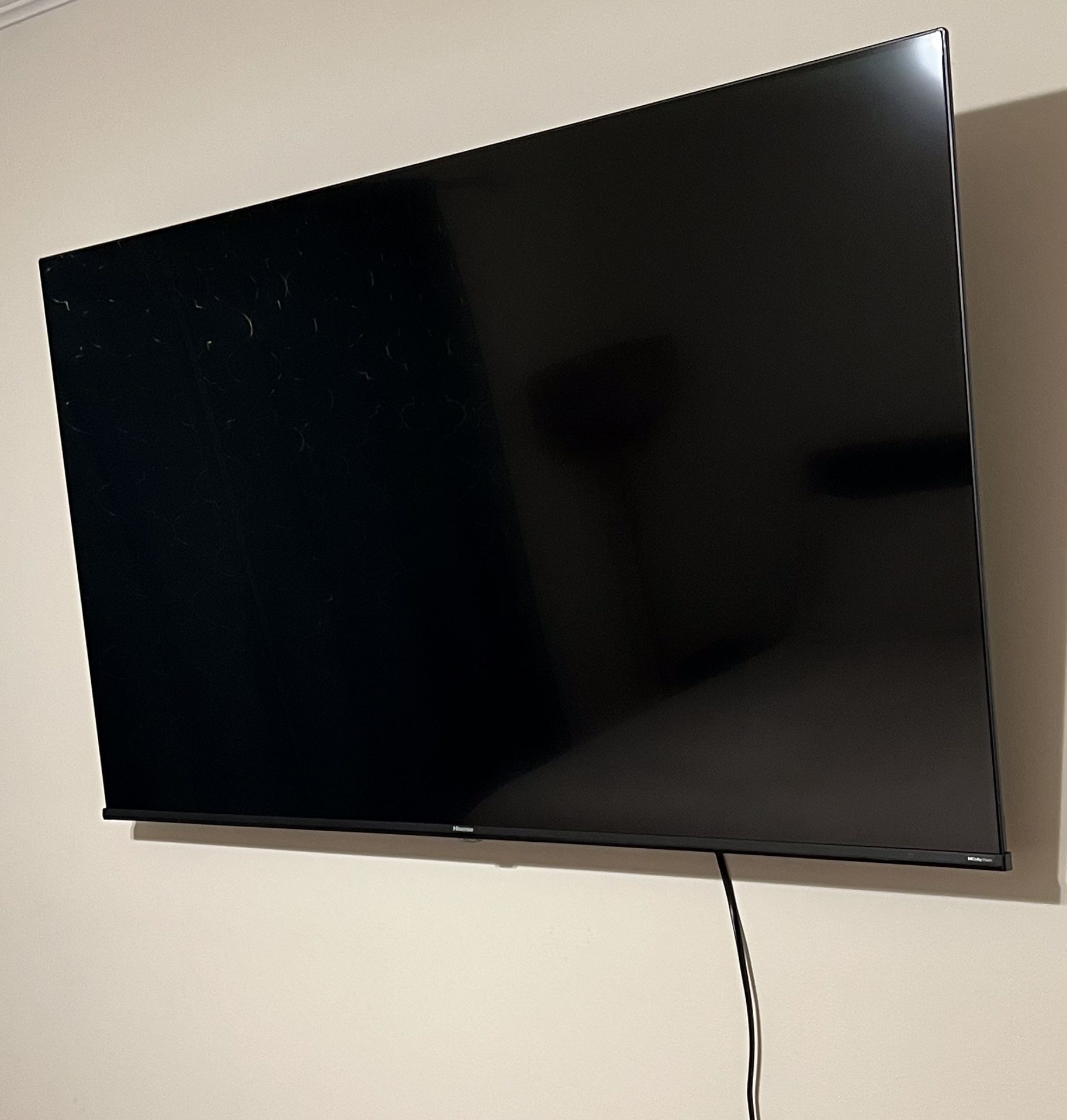Hisense Smart TV (55 inch)