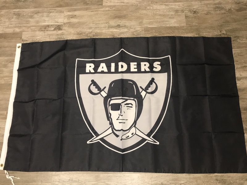 Raider flags