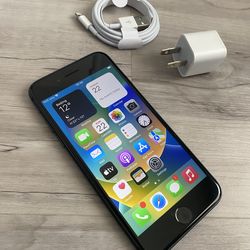 IPhone 7 32 GB unlocked for T-Mobile/Metro PCS/Simple Mobil/Ultra/Laycamobile/Smart GO