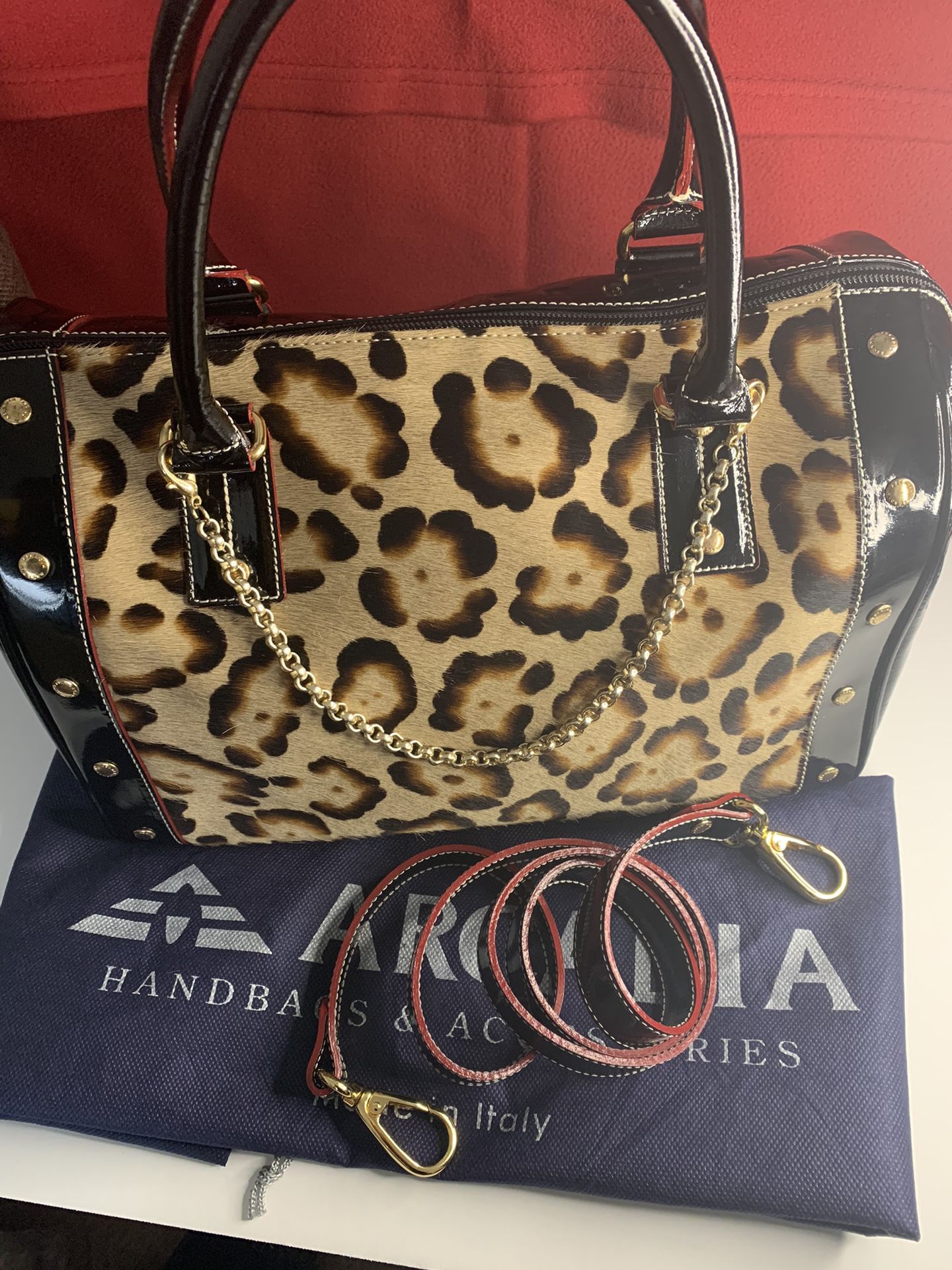 Final Sale - Arcadia Leather Top Handle Satchel Handbag