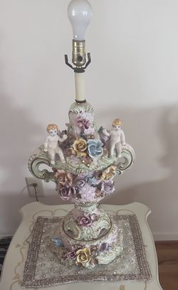 Exquisite Capodimonte Antique Italian Porcelain Cherub Angel Floral Table Lamp Made in Italy