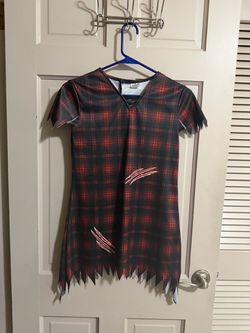 Women’s Spirit Halloween Ware Wolf Dress Size Large Red & Black Checkered