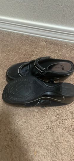 Women’s shoes