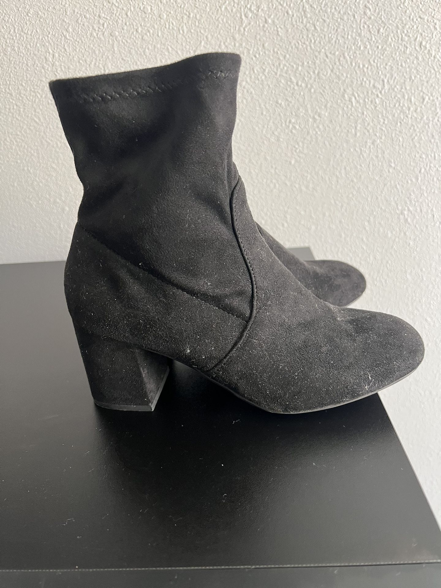 Black Boots
