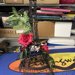 6 Eiffel Tower $30 Each