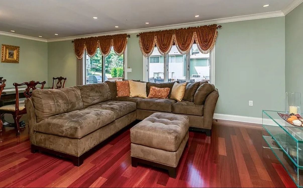 3 Piece Sectional Couch With Ottoman